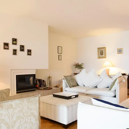 Tourelle 2 - Spacieux Appartement Dans Le Centre De Geneve Exterior photo